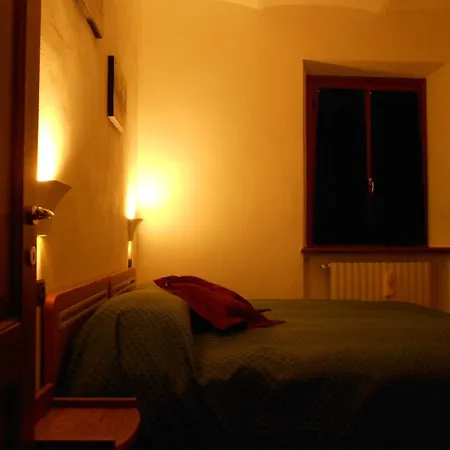 Bauernhof Il Grappolo In Langa Monastero Bormida
